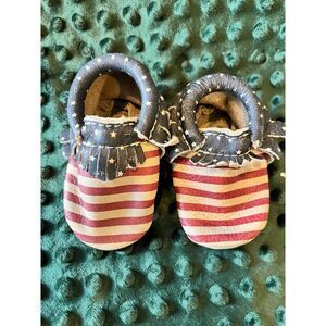Freshly Picked Moccasins size 2 American flag patriotic shoes